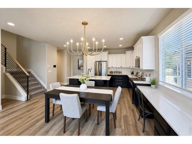 915 Snowy Plain Rd, Fort Collins, CO 80525