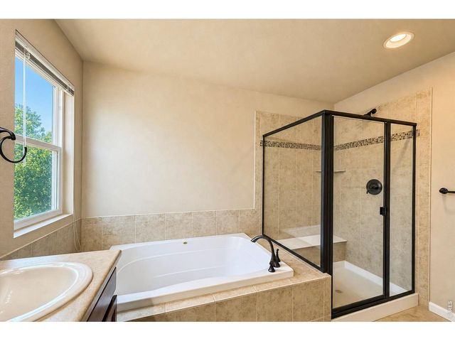 915 Snowy Plain Rd, Fort Collins, CO 80525