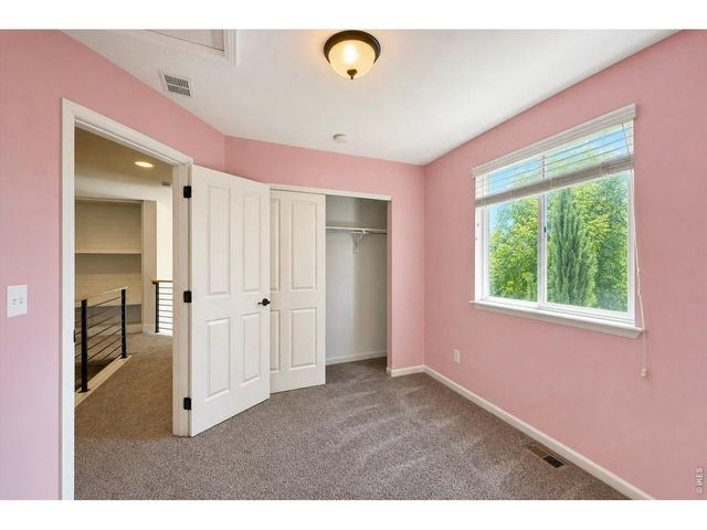 915 Snowy Plain Rd, Fort Collins, CO 80525