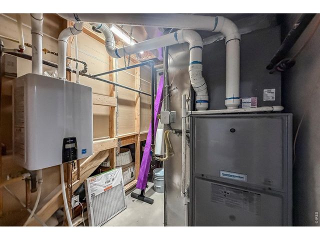 915 Snowy Plain Rd, Fort Collins, CO 80525
