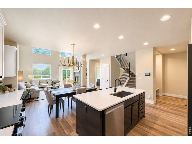 915 Snowy Plain Rd, Fort Collins, CO 80525