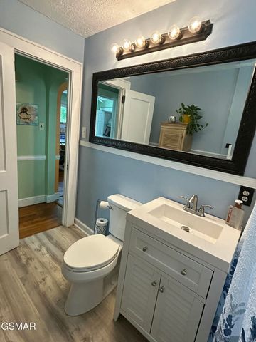 946 E Moody Avenue, Knoxville, TN 37920