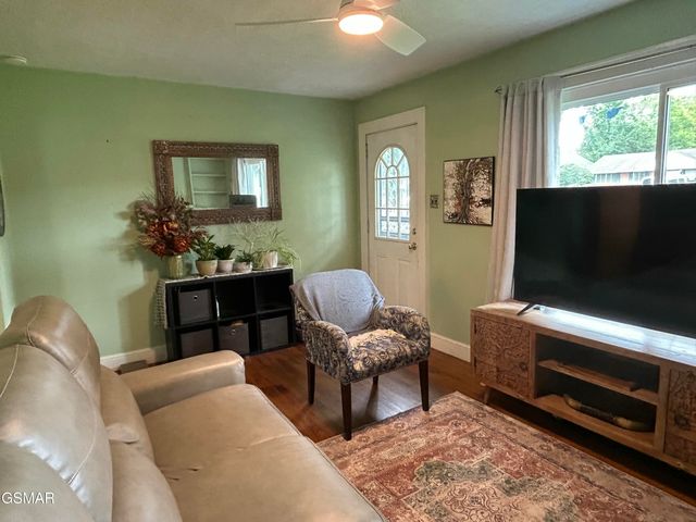 946 E Moody Avenue, Knoxville, TN 37920
