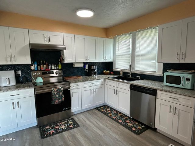 946 E Moody Avenue, Knoxville, TN 37920