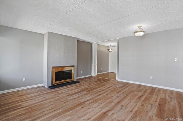 200 High Point PH6, Hartsdale, NY 10530