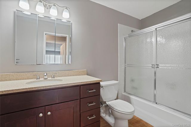 200 High Point PH6, Hartsdale, NY 10530