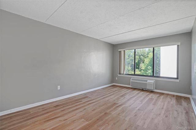 200 High Point PH6, Hartsdale, NY 10530