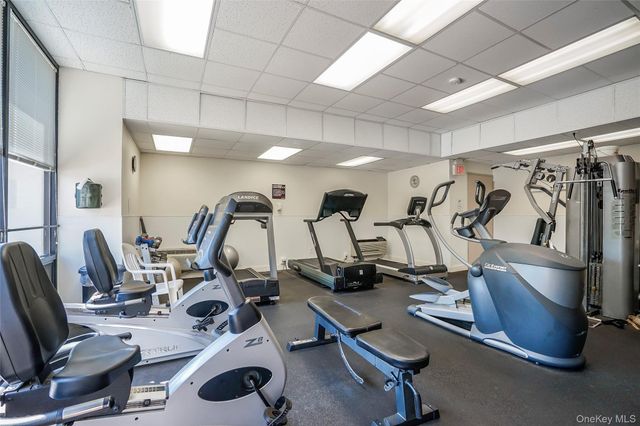 200 High Point PH6, Hartsdale, NY 10530