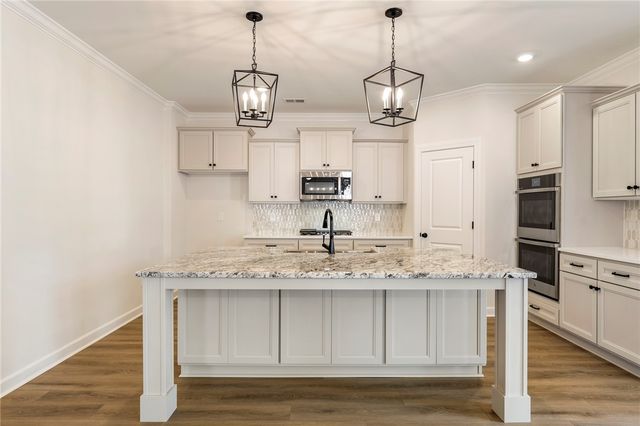 114 Lakeside Drive, Anderson, SC 29621