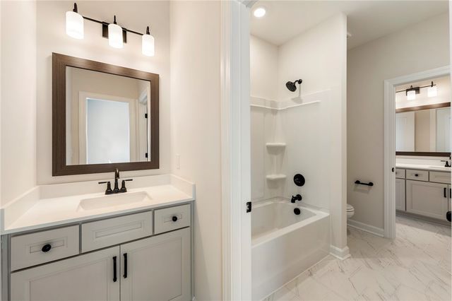 114 Lakeside Drive, Anderson, SC 29621