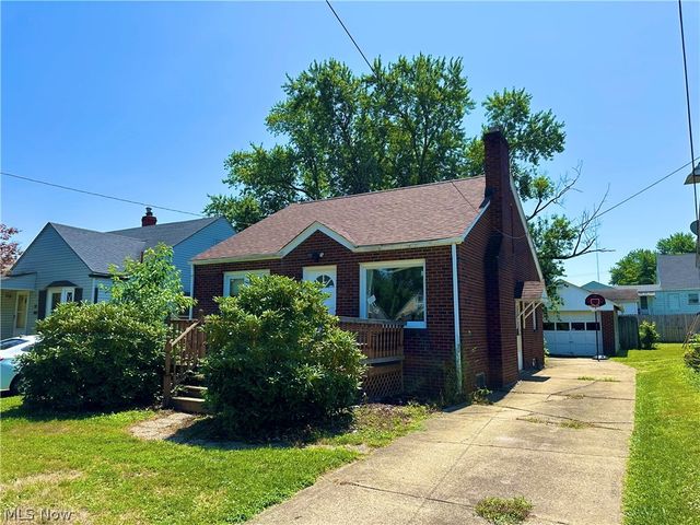 815 Detroit Avenue, Youngstown, OH 44502