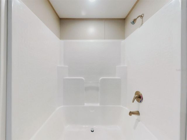 7700 WHITE SANDS AVENUE, Keystone Heights, FL 32656