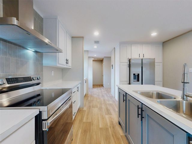 7700 WHITE SANDS AVENUE, Keystone Heights, FL 32656