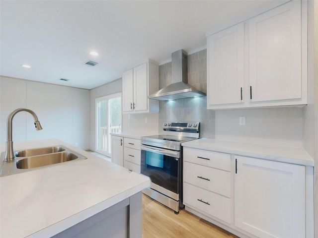 7700 WHITE SANDS AVENUE, Keystone Heights, FL 32656