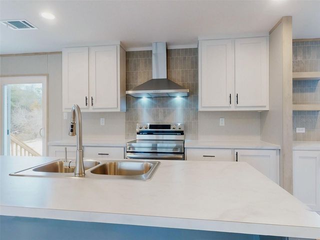 7700 WHITE SANDS AVENUE, Keystone Heights, FL 32656