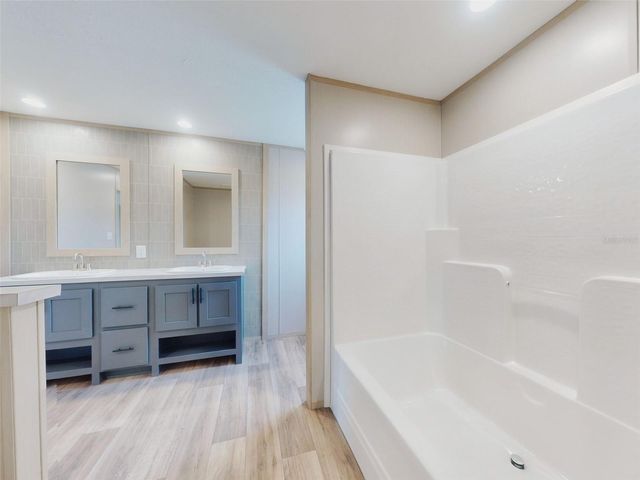 7700 WHITE SANDS AVENUE, Keystone Heights, FL 32656