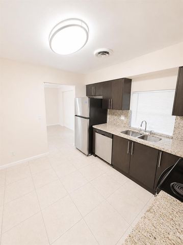 3615 Polk Street, Hollywood, FL 33021