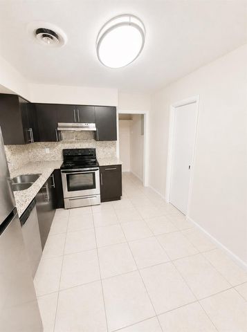 3615 Polk Street, Hollywood, FL 33021