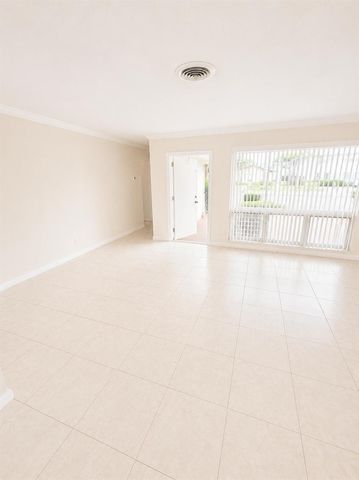 3615 Polk Street, Hollywood, FL 33021