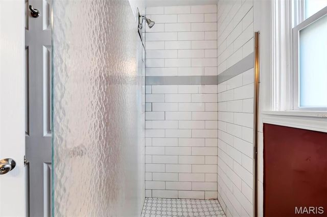 5753 Lindenwood Avenue, St Louis, MO 63109