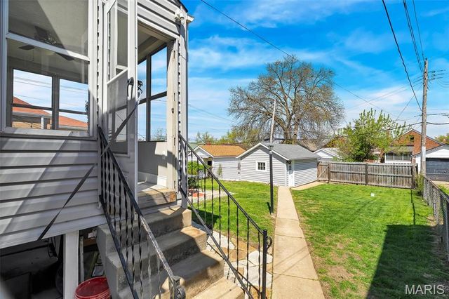 5753 Lindenwood Avenue, St Louis, MO 63109