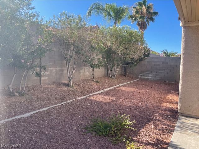 7905 Hollow Pine Street, Las Vegas, NV 89143