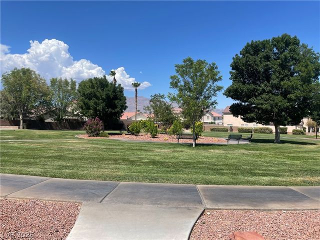 7905 Hollow Pine Street, Las Vegas, NV 89143