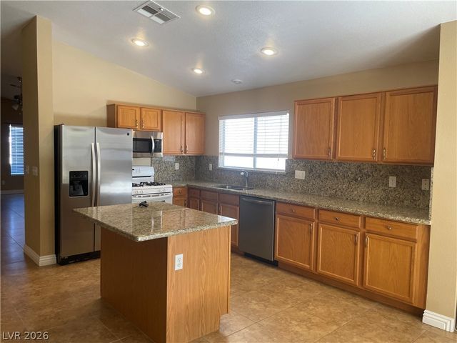 7905 Hollow Pine Street, Las Vegas, NV 89143
