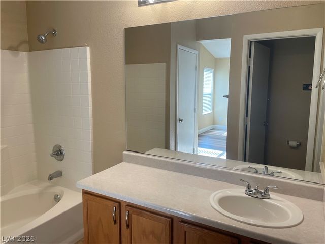 7905 Hollow Pine Street, Las Vegas, NV 89143