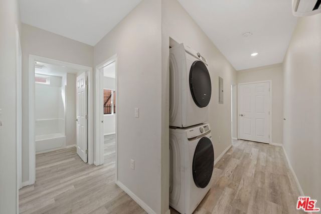324 W 51st Street, Los Angeles, CA 90037