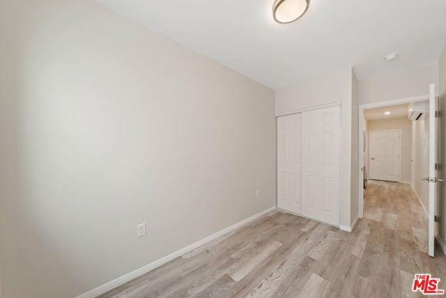 324 W 51st Street, Los Angeles, CA 90037