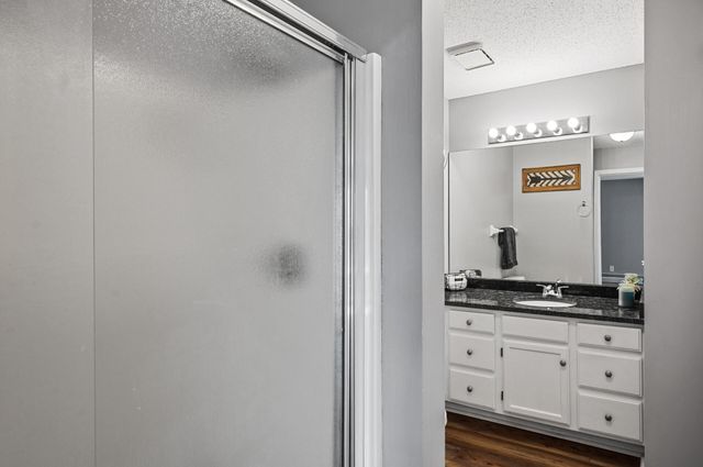 8019 Xerxes Avenue S 202, Bloomington, MN 55431