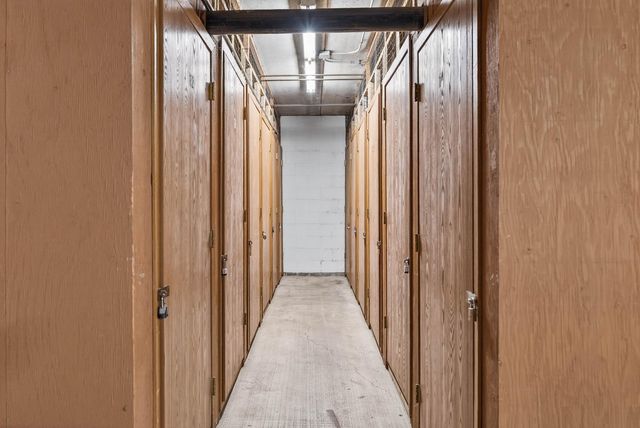 8019 Xerxes Avenue S 202, Bloomington, MN 55431