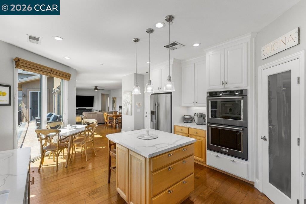 Image 19 of property listing at 11183 Brittany Ln, Dublin, CA 94568