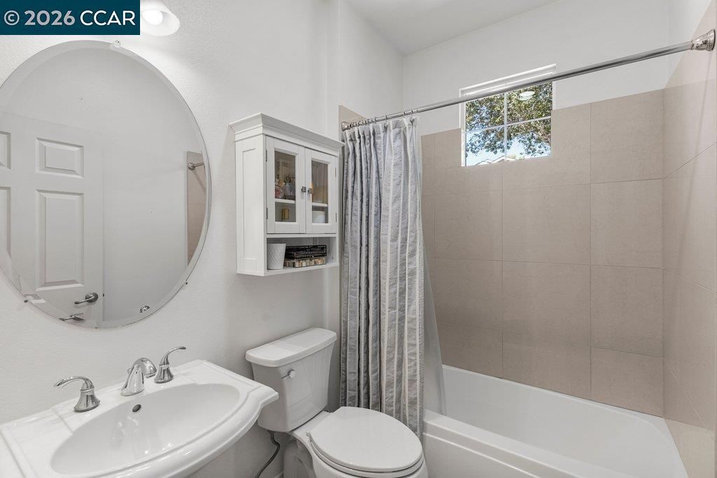 Image 30 of property listing at 11183 Brittany Ln, Dublin, CA 94568