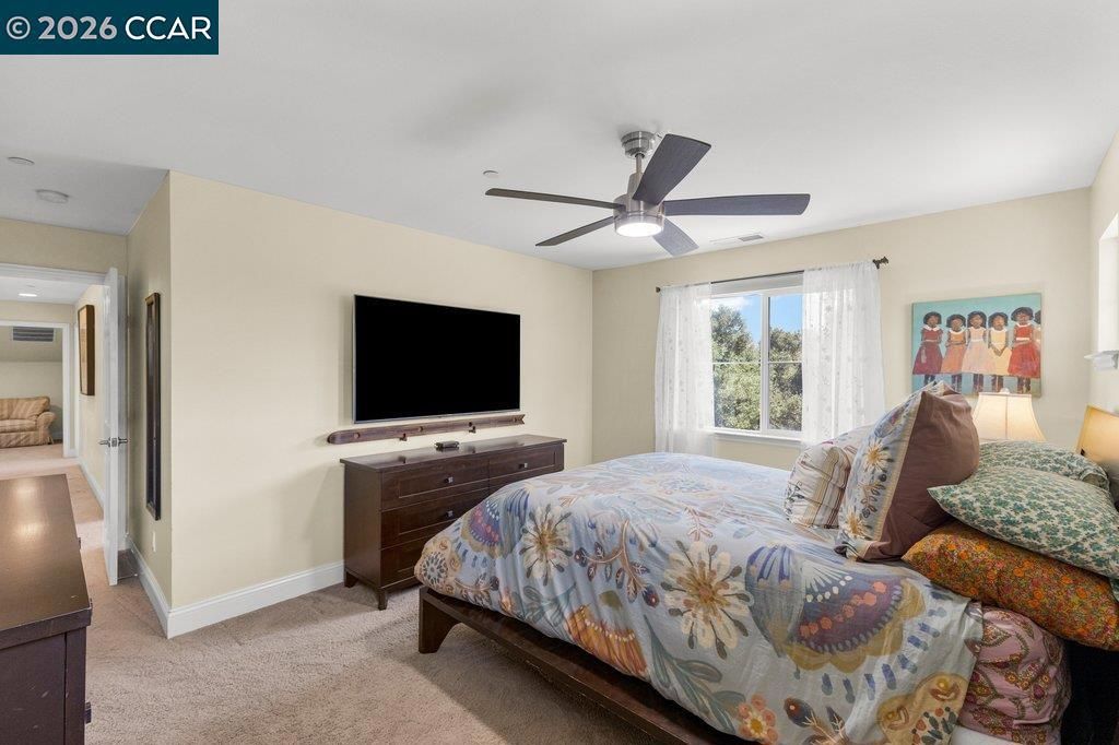 Image 41 of property listing at 11183 Brittany Ln, Dublin, CA 94568