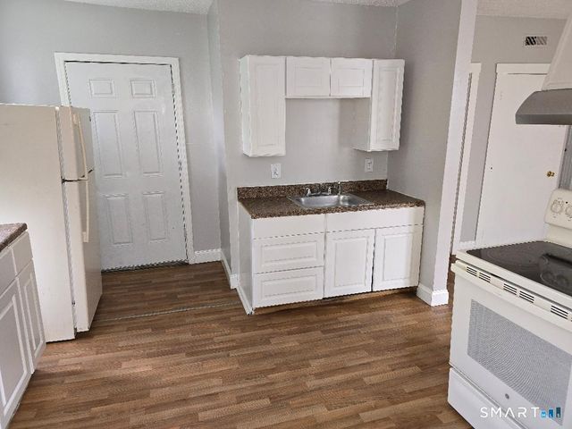 5 Hill Street B,D, Waterbury, CT 06704