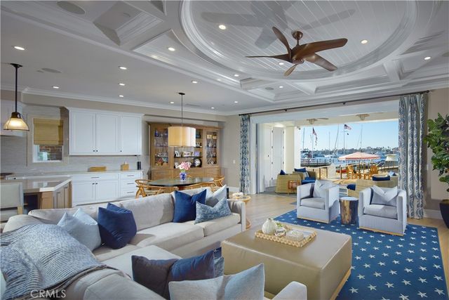 1324 E Balboa Boulevard, Newport Beach, CA 92661