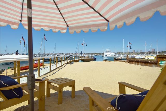 1324 E Balboa Boulevard, Newport Beach, CA 92661
