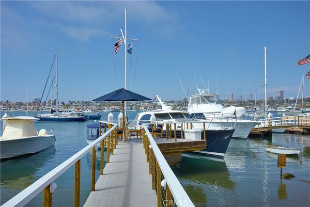 1324 E Balboa Boulevard, Newport Beach, CA 92661