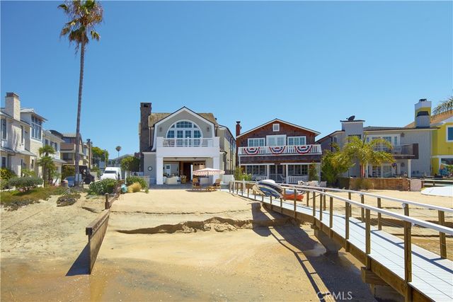1324 E Balboa Boulevard, Newport Beach, CA 92661