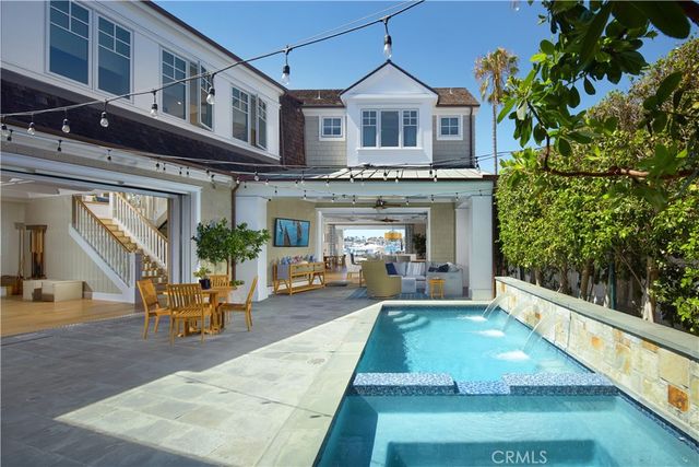 1324 E Balboa Boulevard, Newport Beach, CA 92661