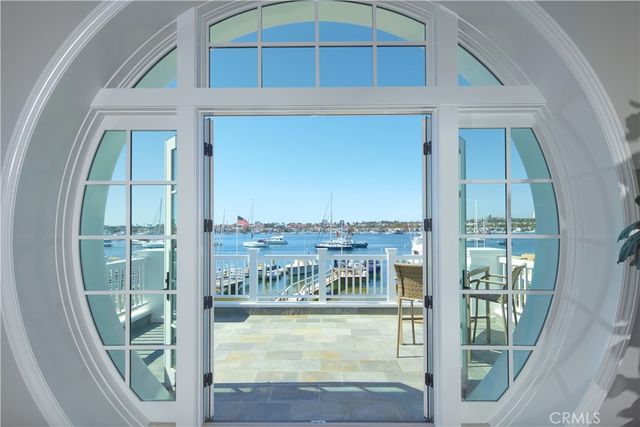 1324 E Balboa Boulevard, Newport Beach, CA 92661