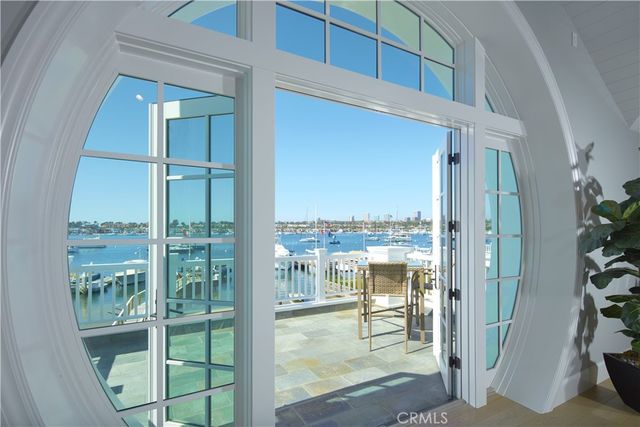 1324 E Balboa Boulevard, Newport Beach, CA 92661