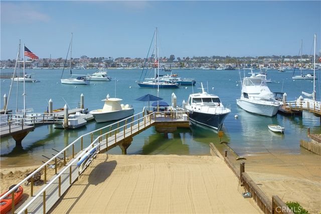 1324 E Balboa Boulevard, Newport Beach, CA 92661