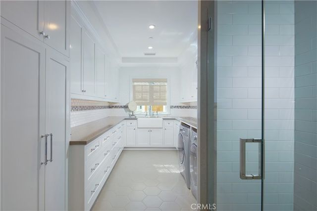1324 E Balboa Boulevard, Newport Beach, CA 92661