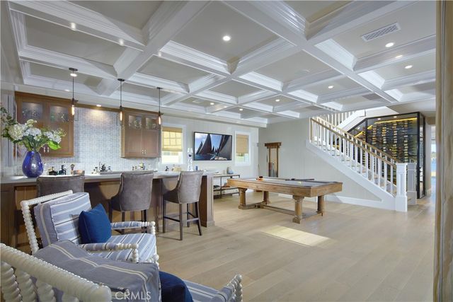 1324 E Balboa Boulevard, Newport Beach, CA 92661