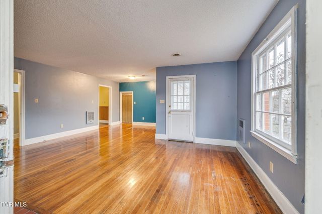 813 Haynes Street, Bristol, TN 37620