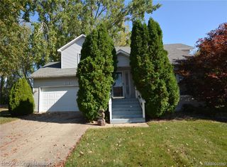 7510 Elizabeth Court, Swartz Creek, MI 48473