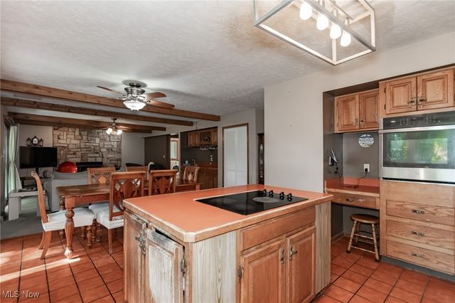 6464 Woodhawk Drive, Mayfield Heights, OH 44124